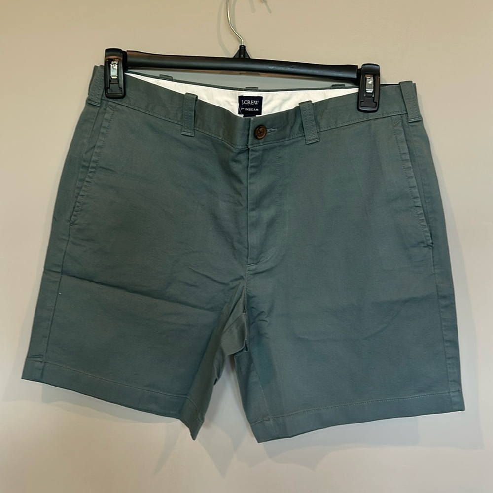 NWT J CREW STRETCH CHINO SHORT 7” inseam size 33